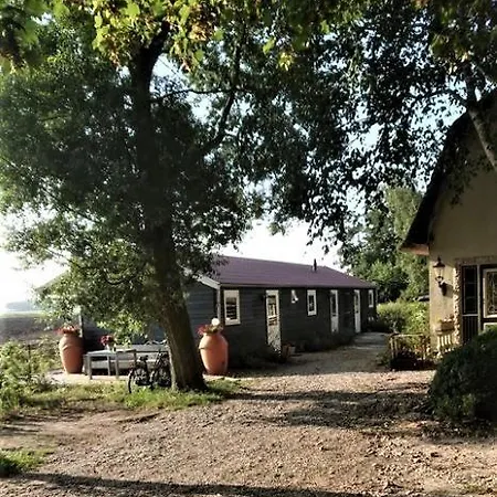 ベッド・アンド・ブレックファスト Zusenzomer